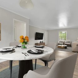 dining room  at Briarcliff located in Milledgeville, GA